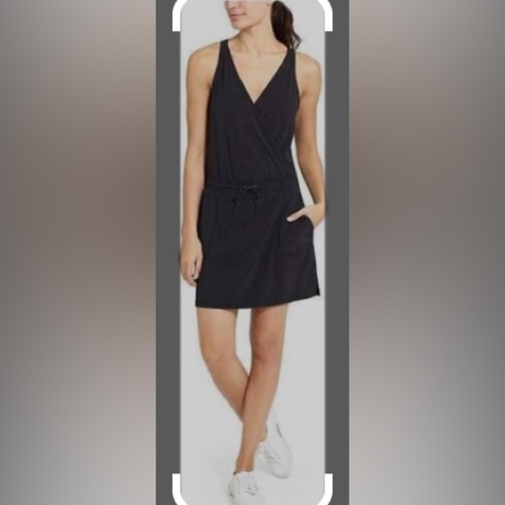Athleta Take a Hike dress